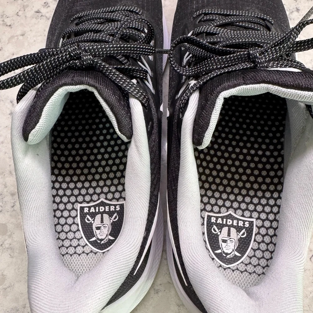 Nike NFL Las Vegas Raiders Pegasus 39 Shoes Las Vegas size 10 Black Sneakers - Picture 4 of 8
